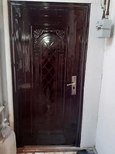 seyfi qapi: Mehsul yenidir standart ölçüdedir 2 kilidi var isteyen 055 331 04 04 — 1