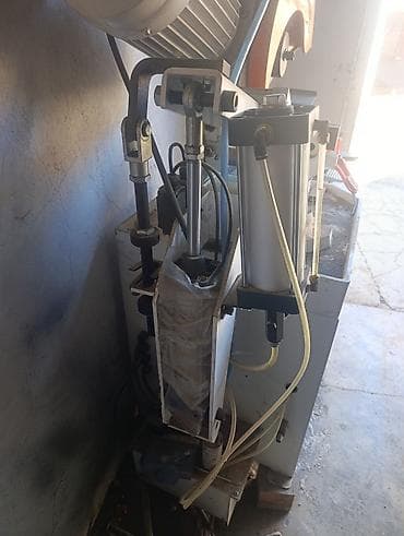 ural ot bicen: Metal profillər və borular üçün sənaye tipli kəsim dəzgahı. Şəkillərdə — 3