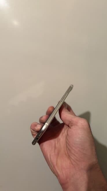 iphone se 2016: IPhone SE 2022, 64 GB, Black Titanium, Barmaq izi — 7