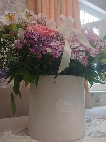 гул: Məhsul: “Jasmin Flowers” qutuda çiçək kompozisiyası Təsvir: - Yumşaq — 2