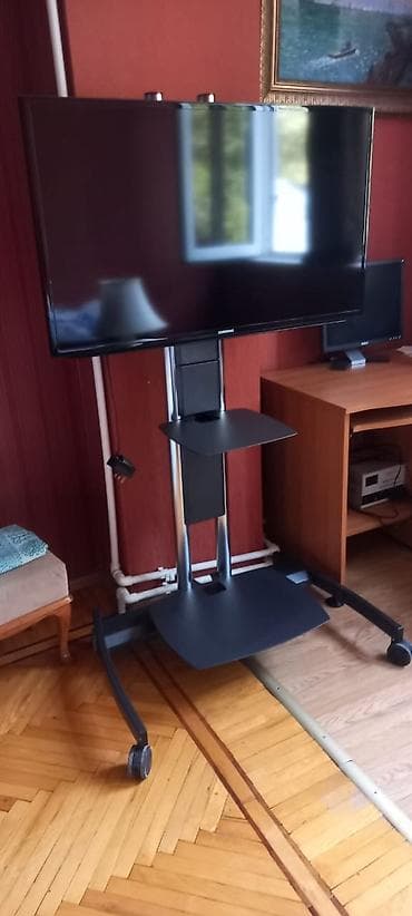Samsung 40” LED televizor və təkərli TV altlığı satılır Samsung — 2