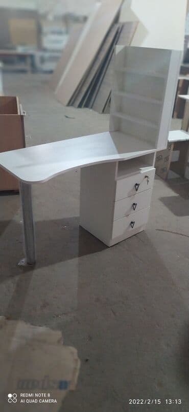 Salon masaları: Yeni, Manikür üçün masa, Güzgüsüz — 4