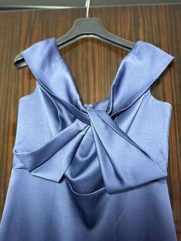 Məhsul: Zərif ziyafət/libas Ölçü 38/40 Rəng: Boz-mavi (şampan