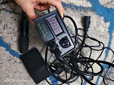 Restoran, kafe avadanlığı: Döymə maşını və avadanlıq dəsti Tərkib: - Elektriklə işləyən döymə — 2