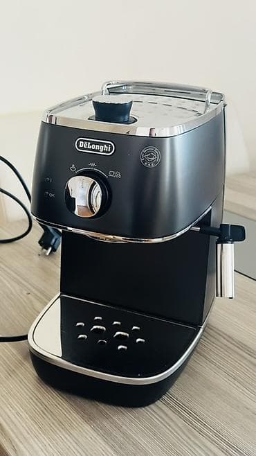 Qəhvə maşını Delonghi, Borulu, Su qabı ilə — 3