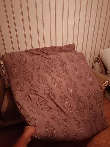 2 neferlik taxt doweyi ela veziyyetdedir.yunu tezedir.zeng catmasa