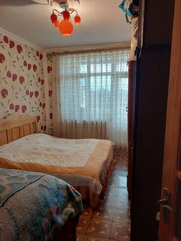 ilkin odənişsiz evler: Bakı, Bakıxanov qəs., 4 otaqlı, Köhnə tikili, 100 kv. m — 3