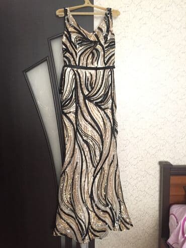 hind paltari: Ziyafet paltari bir dafe ge 400 man almisham 36 razmerdi — 2