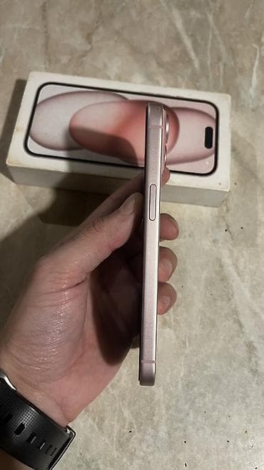 ayfon 4s: IPhone 15, 128 GB — 5