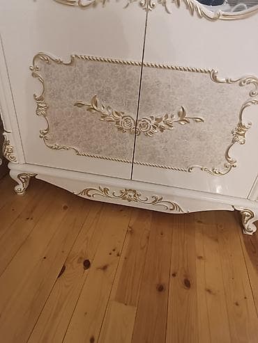 hamam dolab: Qorka,servant -klassik üslubda vitrin - Rəng: krem/ivori, qızılı — 3