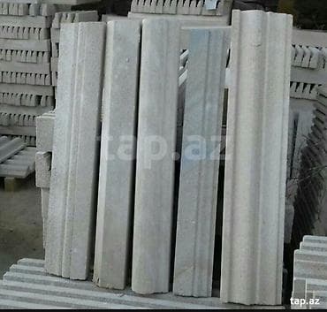 Məhəccər bəzəyi, Daş