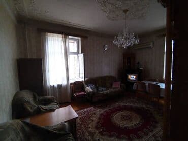 qaradag sahil ev satilir: Bakı, Bakıxanov qəs., 2 otaqlı, Köhnə tikili, m. Əhmədli, 55 kv. m — 2