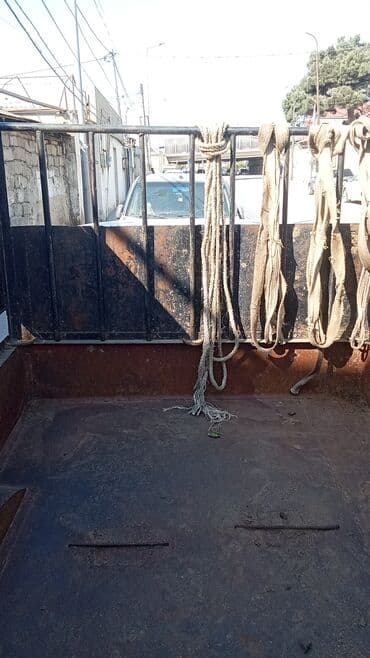 3D panellər: Yükdaşıma üçün modifikasiya olunmuş sovet istehsalı minik avtomobili — 10