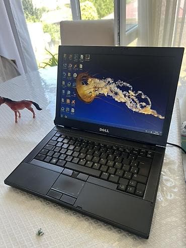 Dell Latitude E6400 noutbuku İ5 4 GB RAM 512 yaddaş - 14.1" ekran