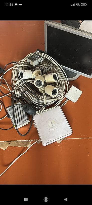 Təcili satılır kameralar-500 azn,divan kreslo yuma