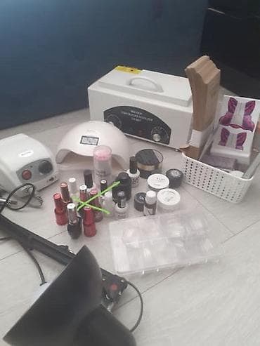 Manikür və dırnaq genişləndirmə üçün peşəkar avadanlıq və materiallar