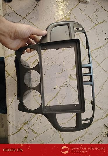 Hyundai Matrix üçün monitor çərçivəsi. Yenidir. Qiymətdə endirim