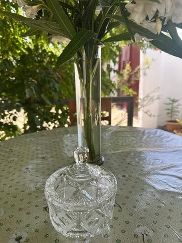 Şamlar: Bir vaza, Xrustal — 1