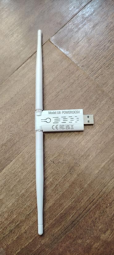 fi fa: USB Wi‑Fi Repeater (Model: U8) — 3