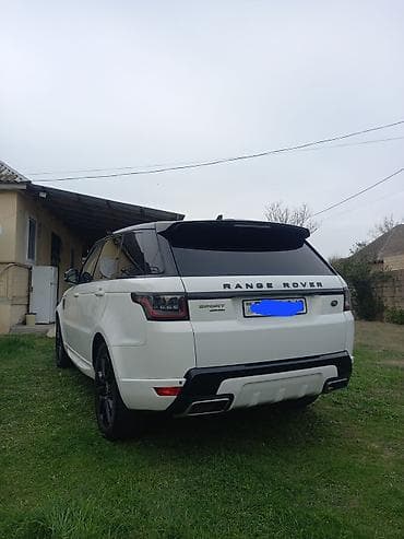 Nəqliyyat: Range Rover Sport – ağ kuzov, qara dam və qara detallarla dinamik — 8