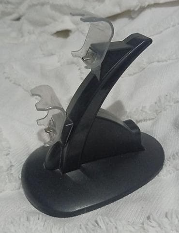 fat: PS4 Fat 500GB satılır. orgianl pultlar ilə əla vəziyyətdədir pultar — 2