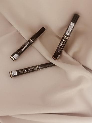 Tam orginal L’Oréal Paris Telescopic Extra Black – göz qələmi - Rəng — 1