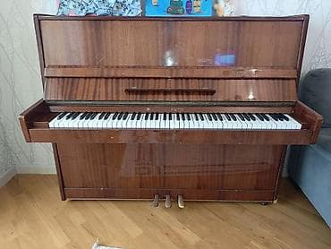 Upright (şaquli) pianino – “Riga” markası - Korpus: cilalanmış — 1