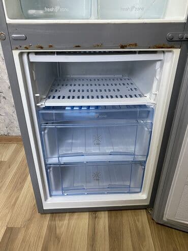 Nehrə aparatları: Yeni 2 qapılı Swizer Soyuducu Satılır, rəng - Boz — 5