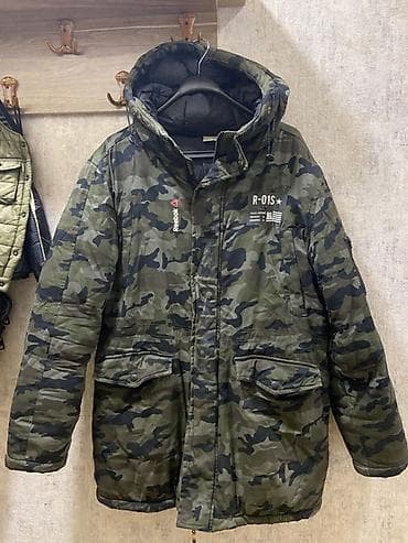 ikinci əl şubalar: Kişi üçün Reebok qalın, kamfulyaj Gödəkcə. 150 AZN ə alınıb. 90 AZN — 2
