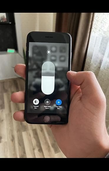 iphone 6 plata satilir: IPhone SE 2020, 64 GB, Qara, Barmaq izi, Simsiz şarj — 4