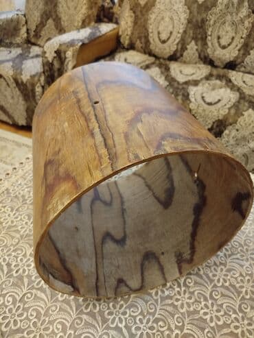 Maye divar kağızları: 60cı illərin təmiz truba saganagı bir lak vurulmalıdır.Bu saganaqlar — 4