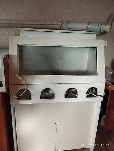 tarsofka boya: Qumlama kamerasi (sandblasting kabinəsi) - Qapalı iş kamerası: ön — 2