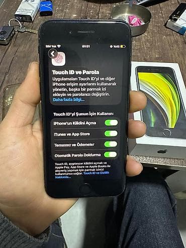 iphone 7 plus satilir: IPhone SE 2020, 128 GB, Qara, Zəmanət, Barmaq izi, Simsiz şarj — 8