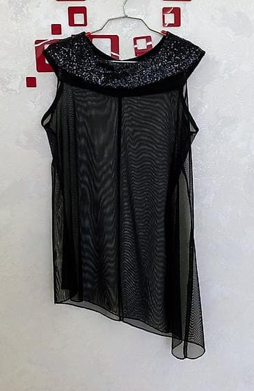 ELISA FANTI (Made in Italy) brendindən zərif qara tunika/bluza. Digər at lalafo.az ELISA FANTI (Made in Italy) brendindən zərif qara tunika/bluza. Digər