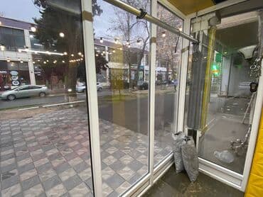 kirayə restoranlar: Nərimanov metrosunun yaxınlığında yerləşən ümumi sahəsi 2 obyekt ət — 2