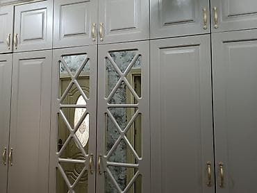 tarsofka boya: Klassik üslubda iri qarderob dolabı - Material: MDF/taxta əsaslı — 3