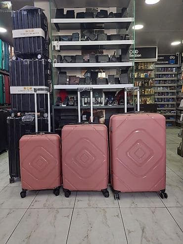 Çamadanlar: 3-lü sərnişin çamadan dəsti – çəhrayı rəng - Ölçülər: kiçik, orta və — 1