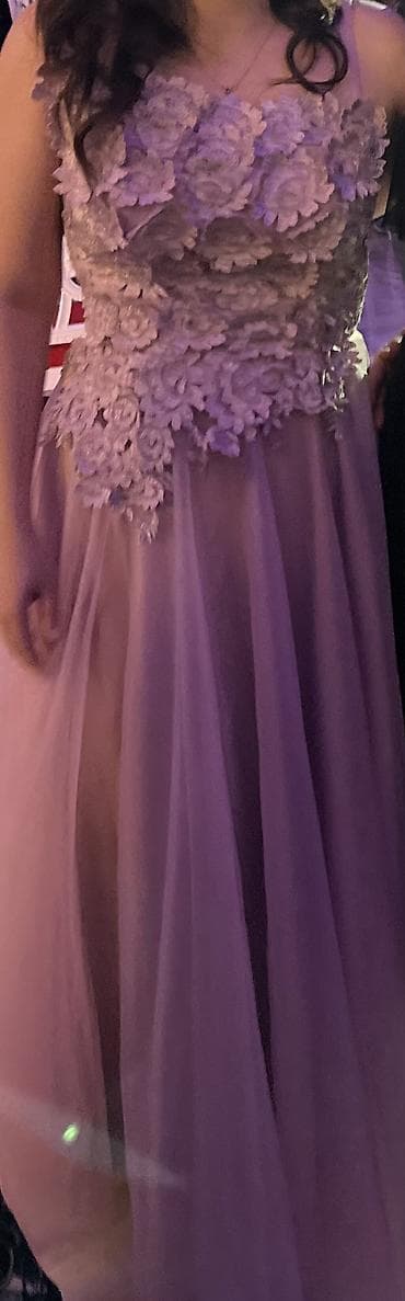 Zərif gecə/libas – pudra/çəhrayı tonlarda - Üst hissə: qabarıq 3D lalafo.az -da Zərif gecə/libas – pudra/çəhrayı tonlarda - Üst hissə: qabarıq 3D