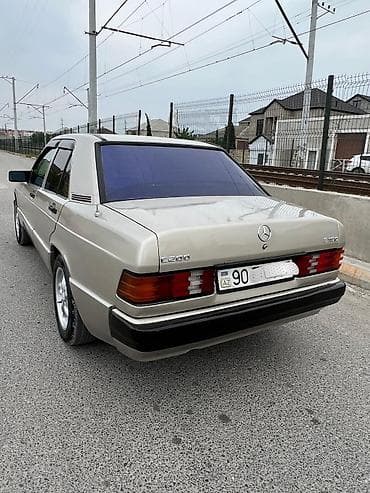 255 35 19: Mercedes-Benz 190: 2 l | 1990 il — 3