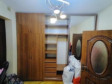 Endirim edildi . Dolab 150₼. ölçüsü: Hündürü 250 Eni 280. Açıq olan