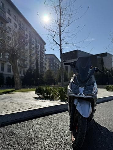 07 şekileri: - Jet 49, 50 sm3, 2024 il, 2500 km — 3