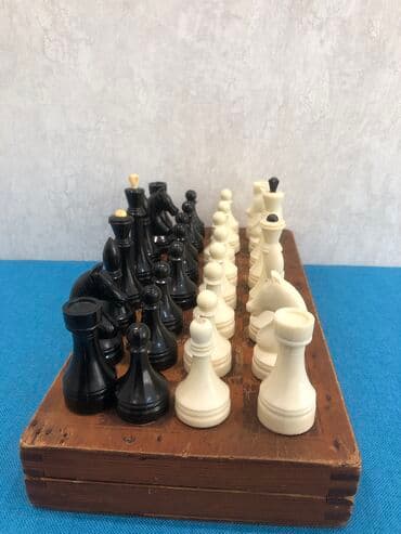 nerd taxta satisi: Antik Sahmat sovet dovrune aid 1970 ci il ela vezyyetde 45*45 — 11