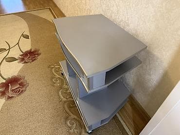 TV altlığı: Düz TV altlığı, Polkalı, Laminat — 2