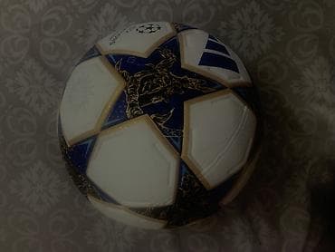 qarabağ celsi bilet: UEFA Champions League rəsmi dizaynlı futbol topu Qurban Qurbanovun — 3