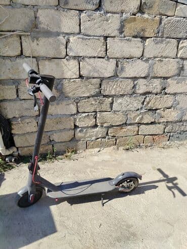 правила дорожного движения: Salam. Skuter yaxşı vəziyyədədir. İşləyir. Barter olmur. Sadəcə — 1