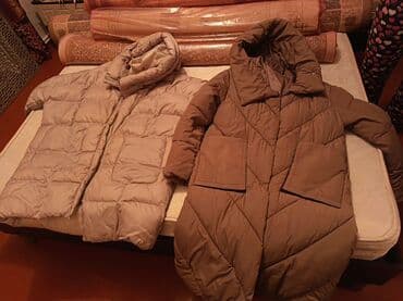 qısa qadın gödəkçələri: Qadın puffer gödəkçə - Rəng: Açıq bej - Dizayn: Kvadrat tikişli — 1