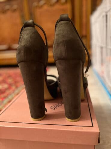 женские пляжные шлепанцы: Размер: 38, цвет - Зеленый, Б/у — 2