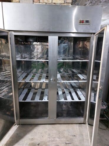 deri sumka: Saz işlək vəziyyətdə nerj materialdan soyuducular — 2