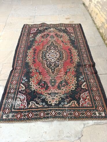 qedim xalca alan: Xalça Dekorativ — 1