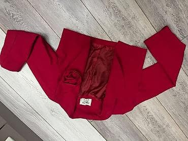 kişi geyimi: Her bir geyim yeni kimidir 1eded geyim 3m catdirilma yalniz xalqlar — 9
